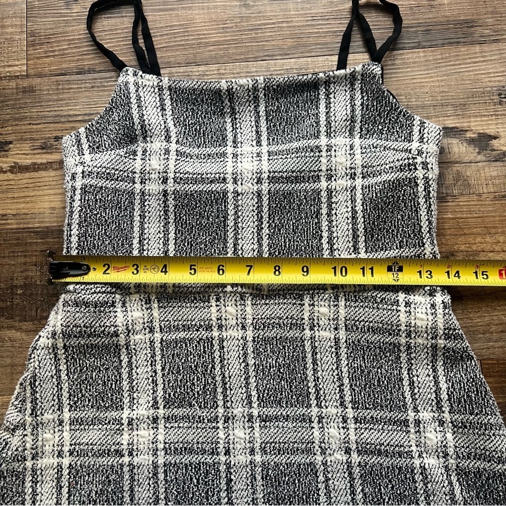 Urban Outfitters White/Grey Plaid Tweed Style Mini Dress Size Medium - Picture 4 of 8